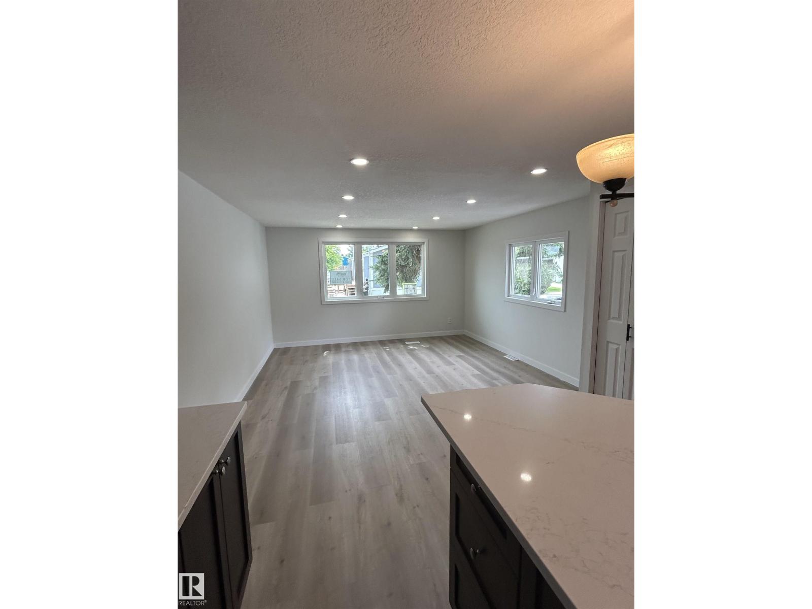 714 West Ridge PL NW NW, Edmonton