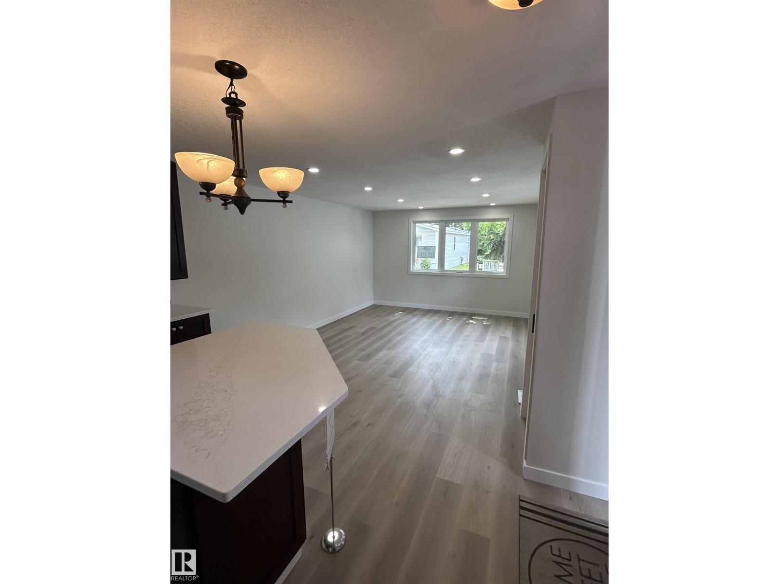 714 West Ridge PL NW NW, Edmonton