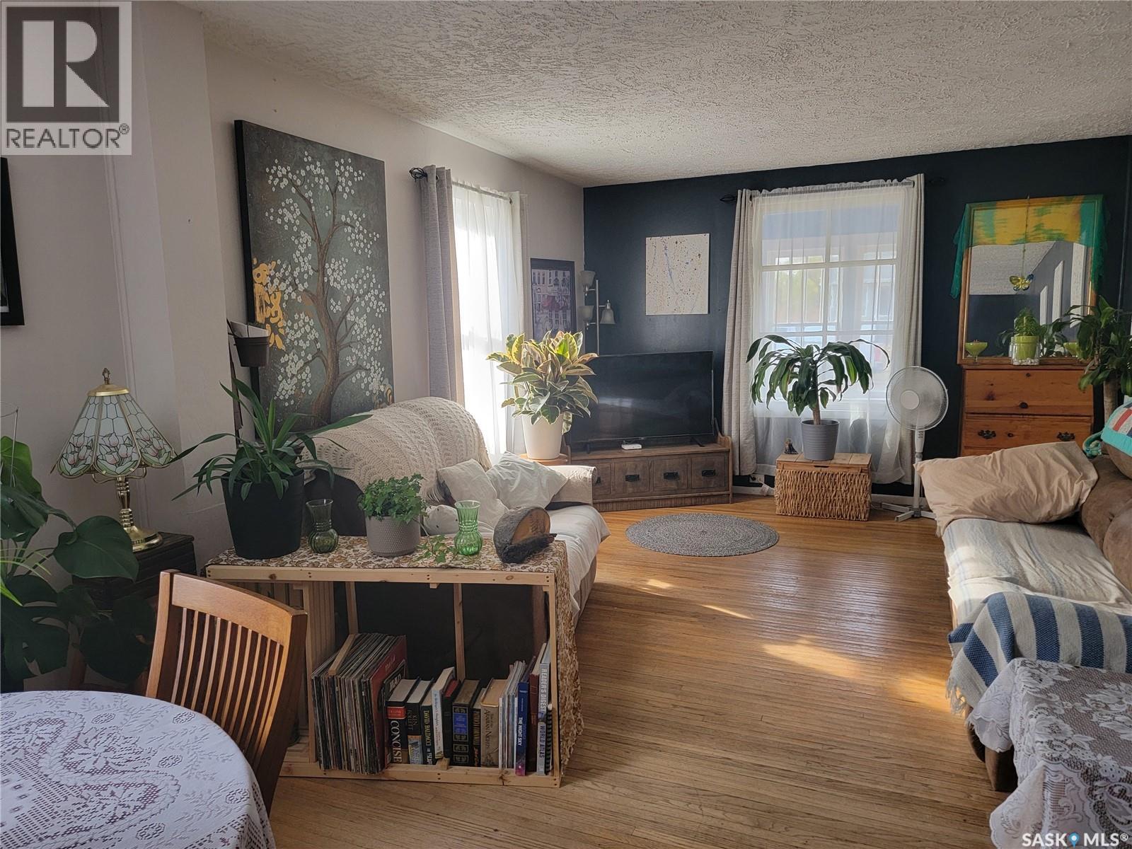 406 1st STREET E — photo 14