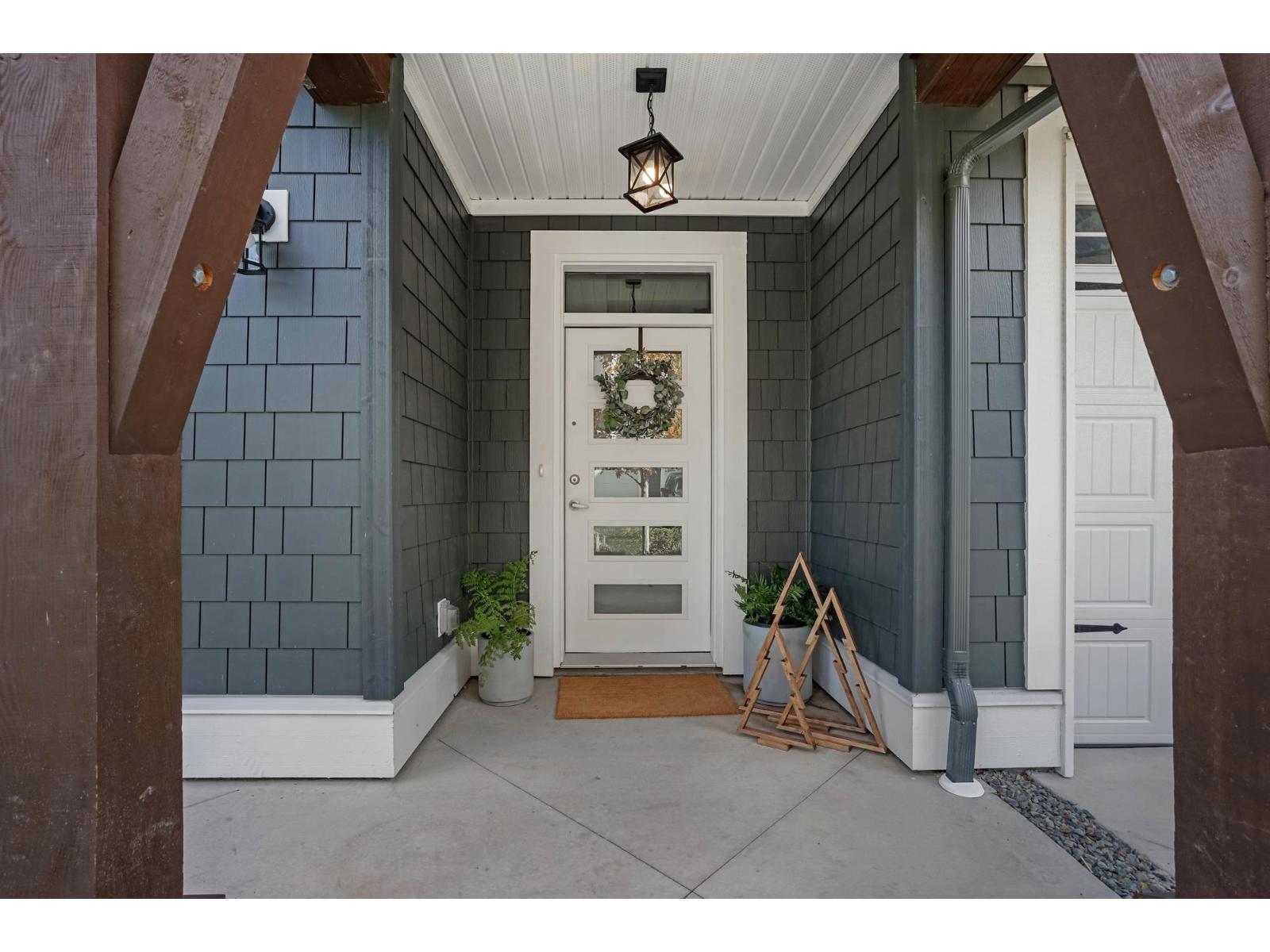 33 386 PINE AVENUE, Harrison Hot Springs, Harrison Hot Springs