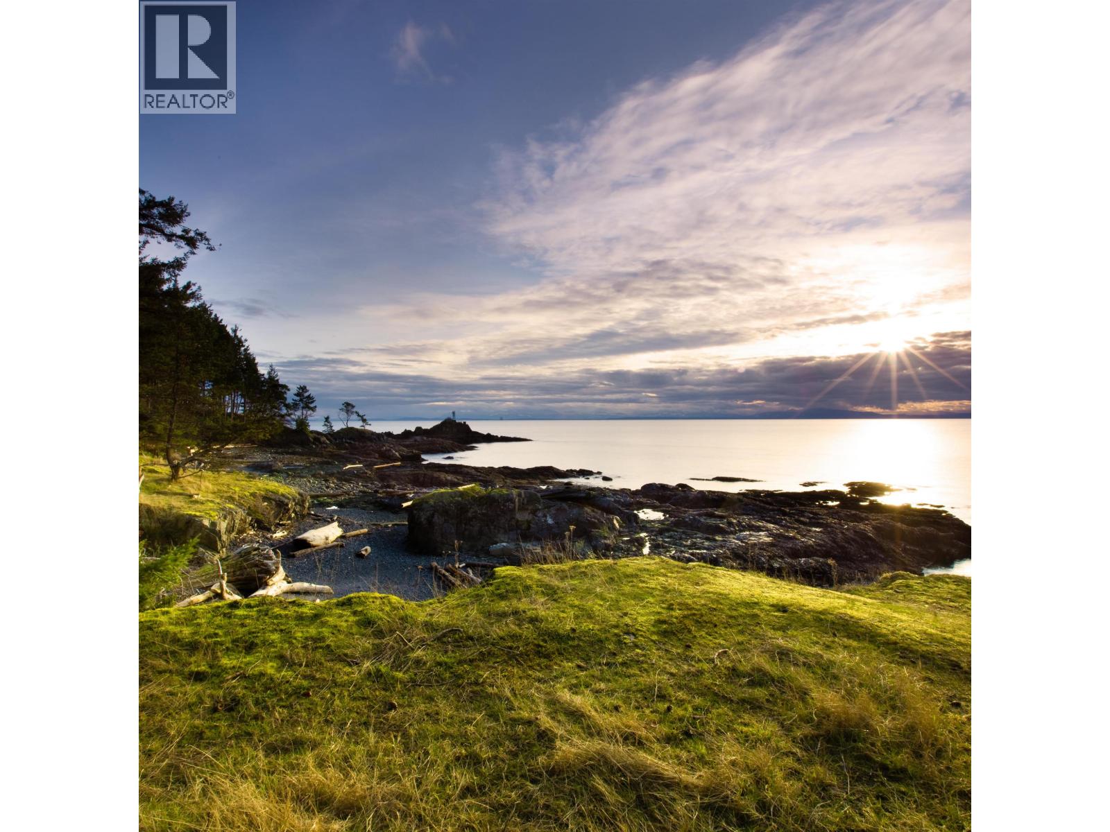 2060 CAPE DRIVE, Bowen Island