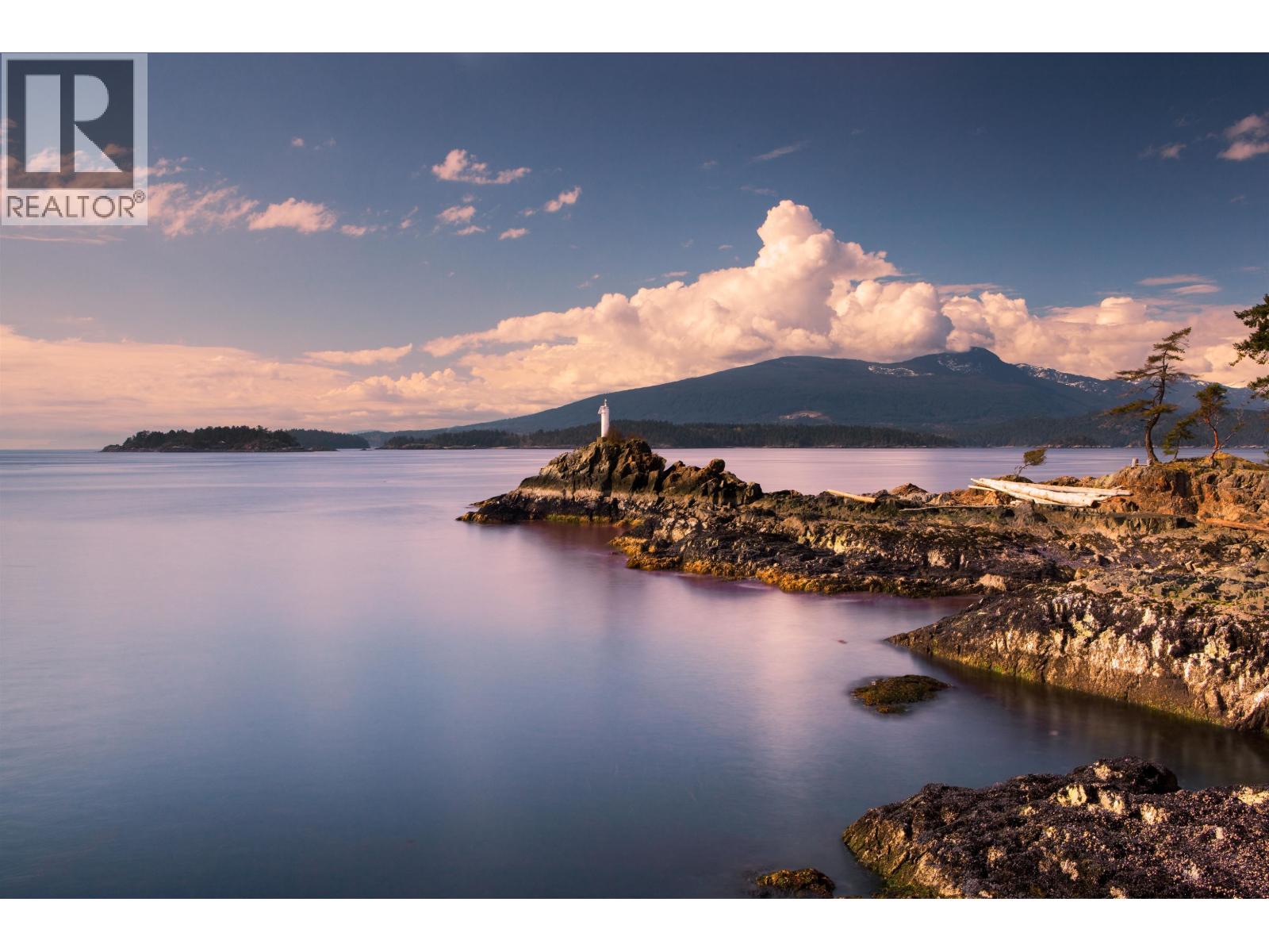 2060 CAPE DRIVE, Bowen Island