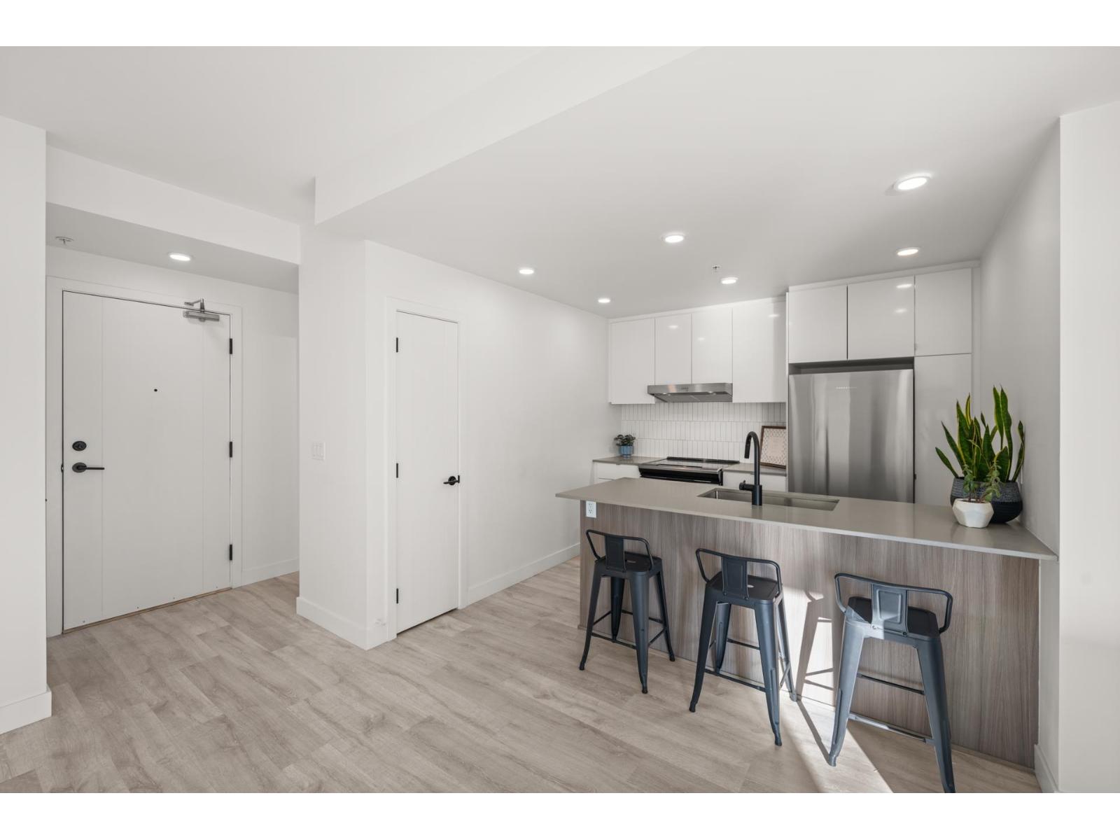 307 32838 LANDEAU PLACE, Abbotsford
