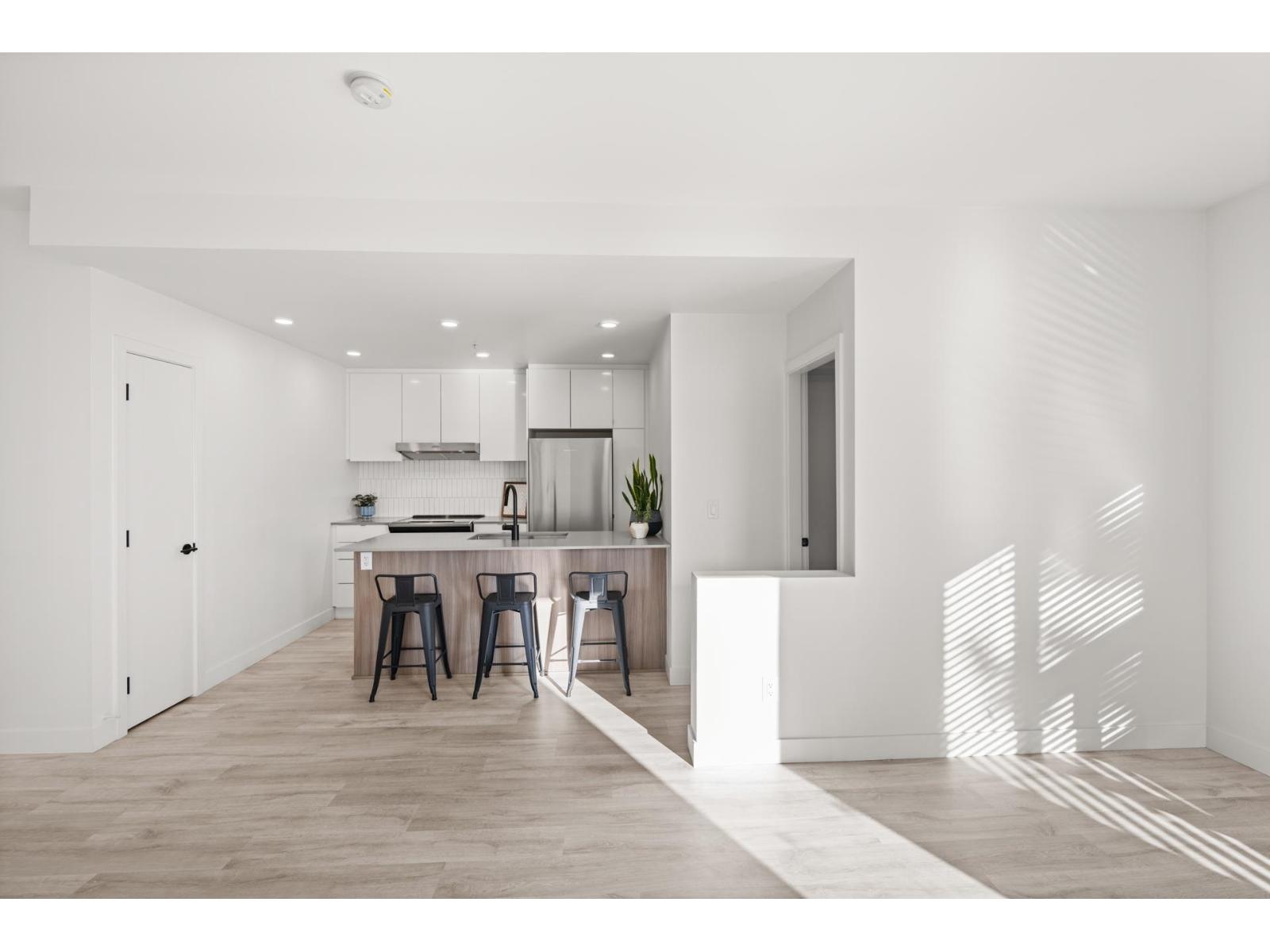 307 32838 LANDEAU PLACE, Abbotsford