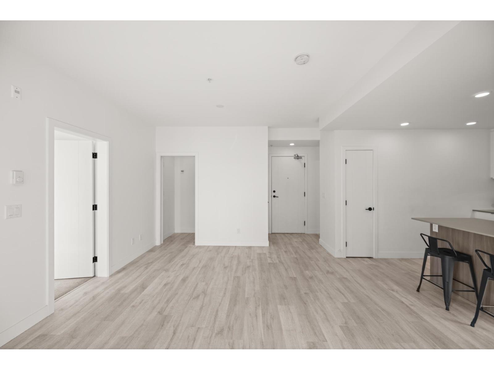 307 32838 LANDEAU PLACE, Abbotsford