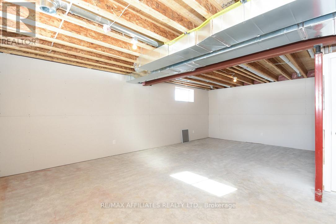 1055 CHABLIS CRESCENT - 38