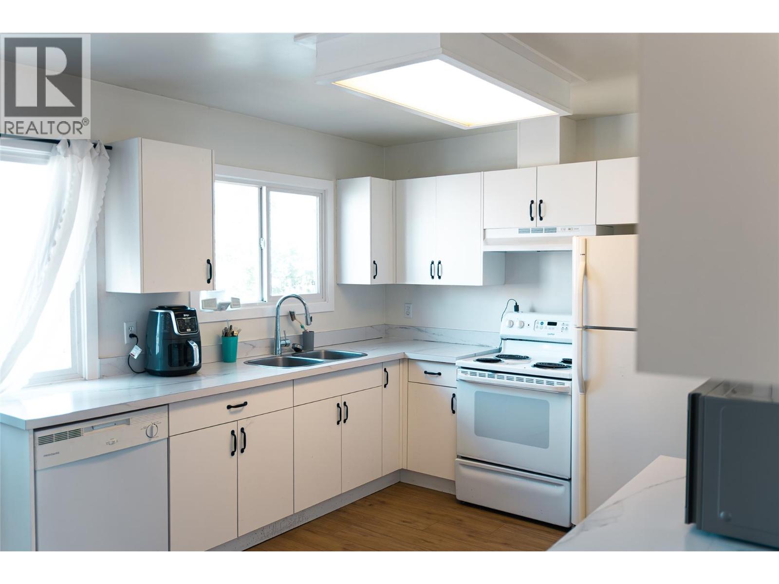 709 CHASE Avenue, Penticton