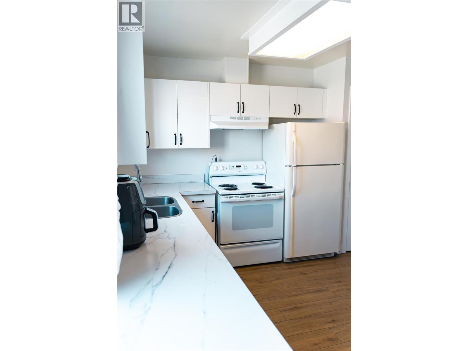 709 CHASE Avenue, Penticton