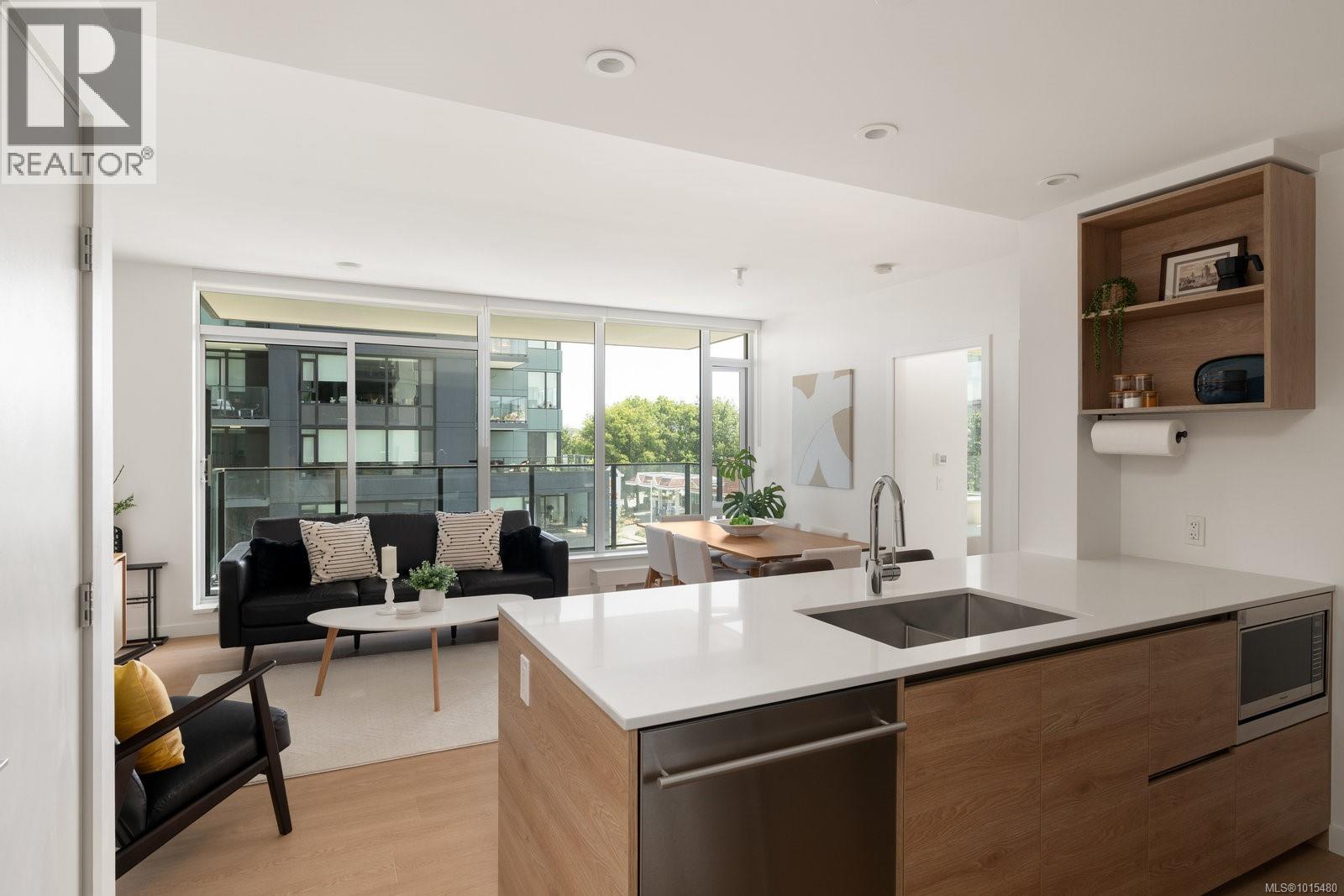 402 363 Tyee Road, Victoria