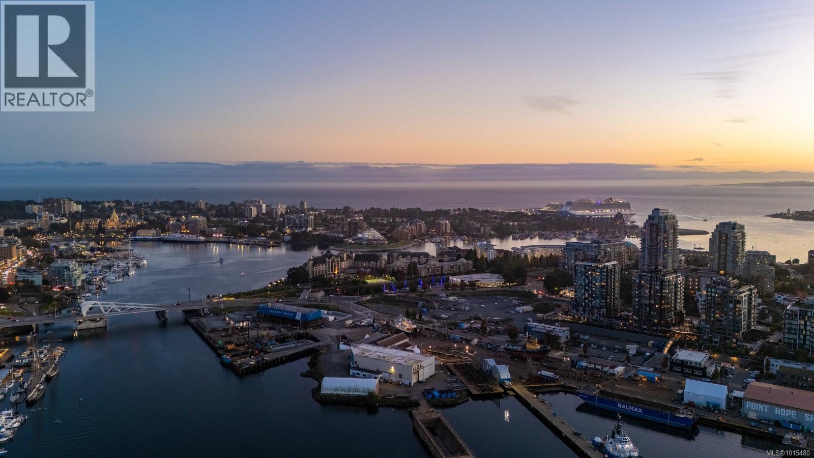 402 363 Tyee Road, Victoria