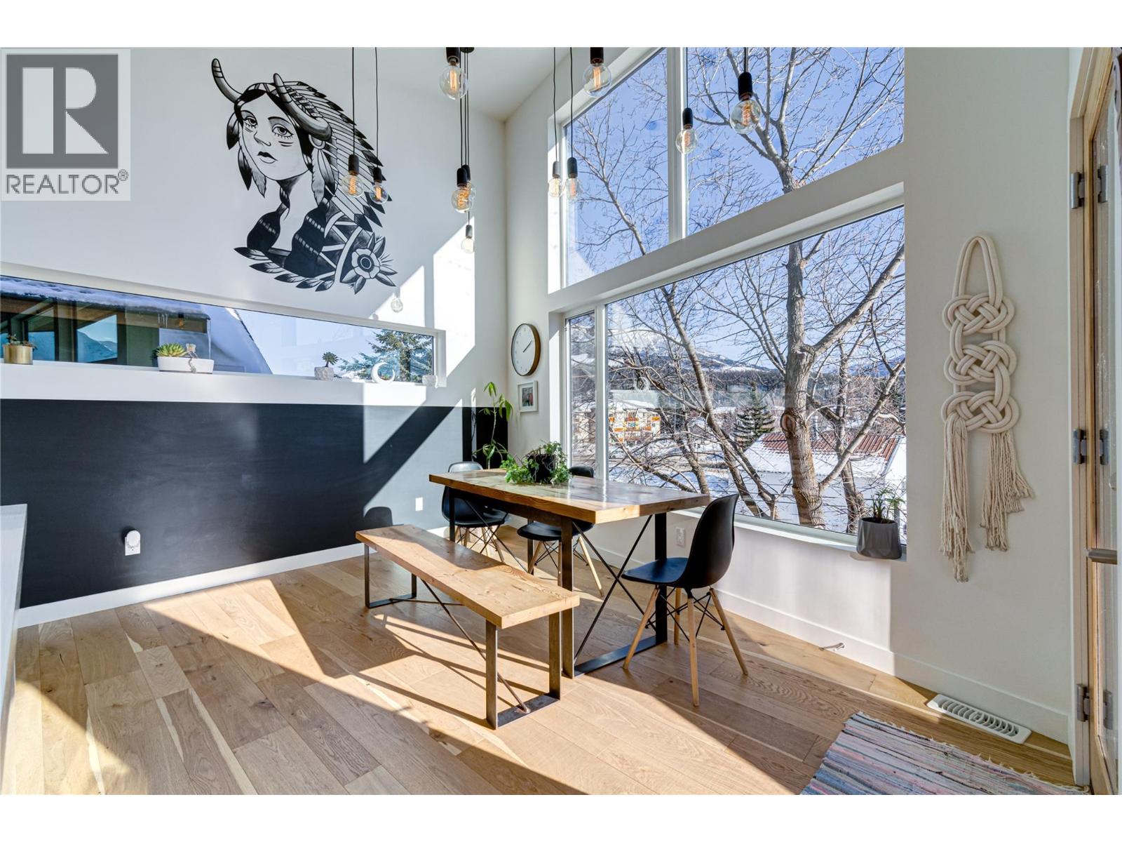 641 7th Avenue, Fernie