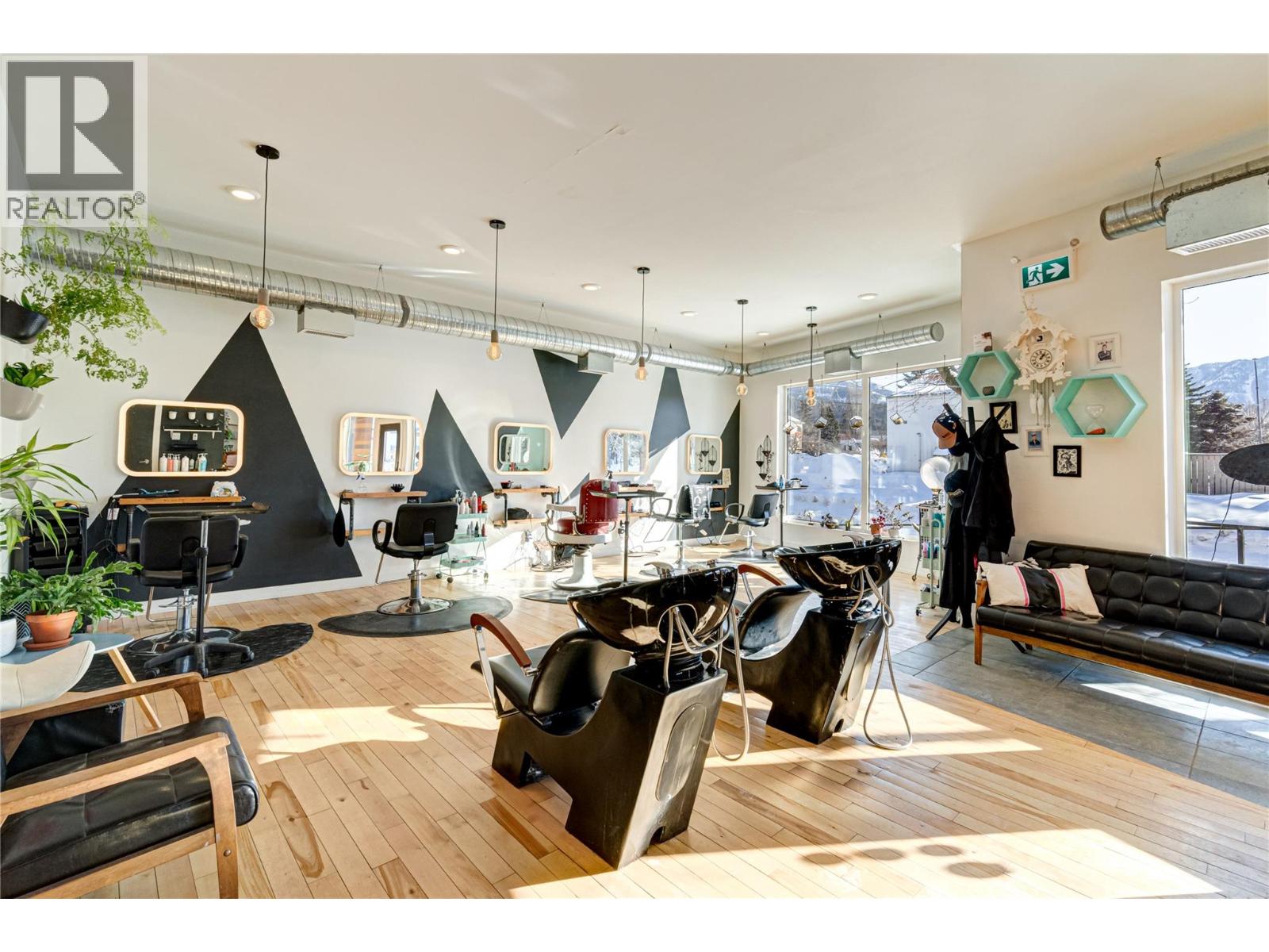 641 7th Avenue, Fernie