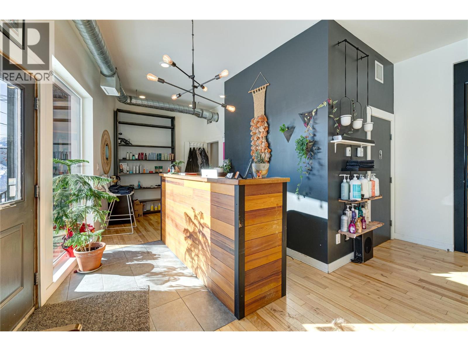 641 7th Avenue, Fernie