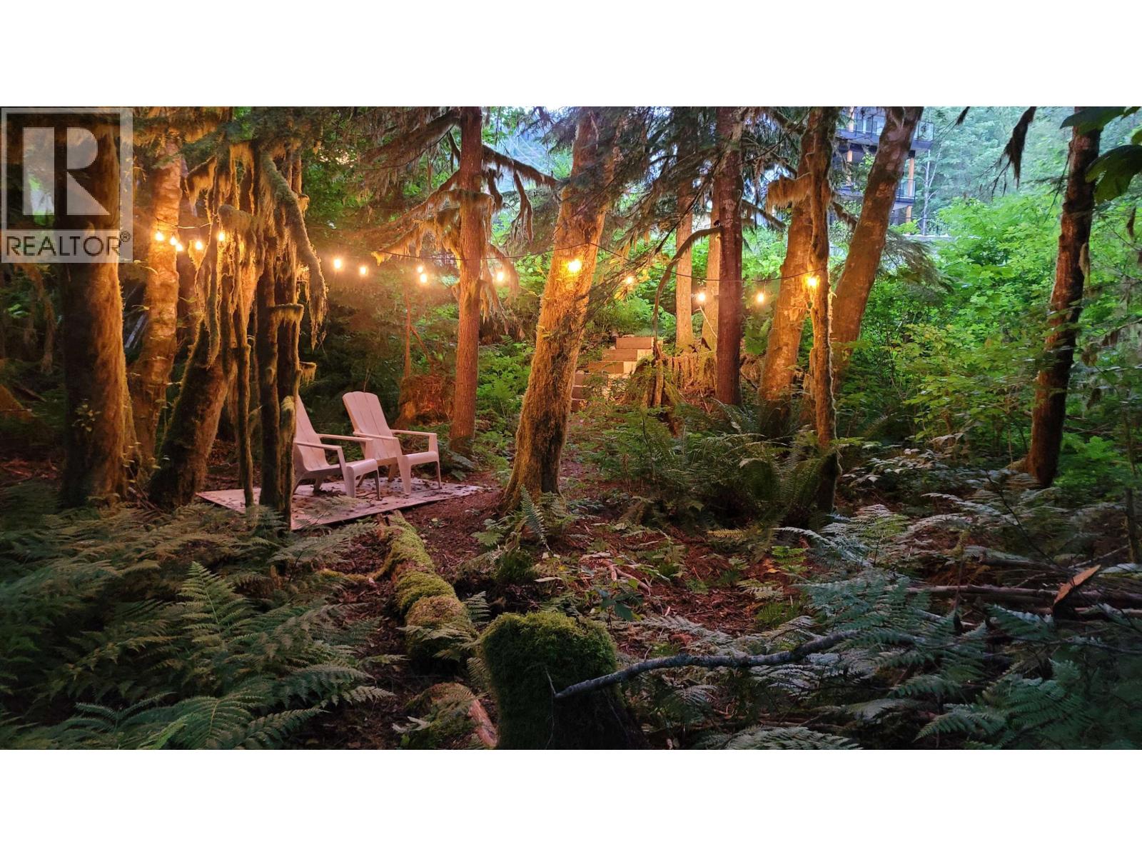 3404 MAMQUAM ROAD, Squamish