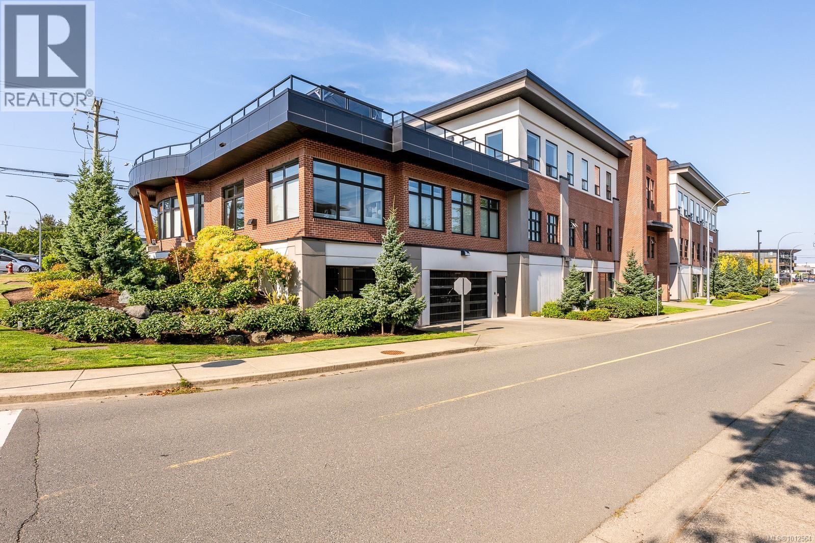 302 1978 Cliffe Ave, Courtenay