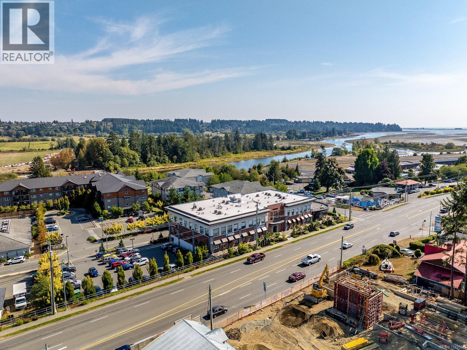 302 1978 Cliffe Ave, Courtenay