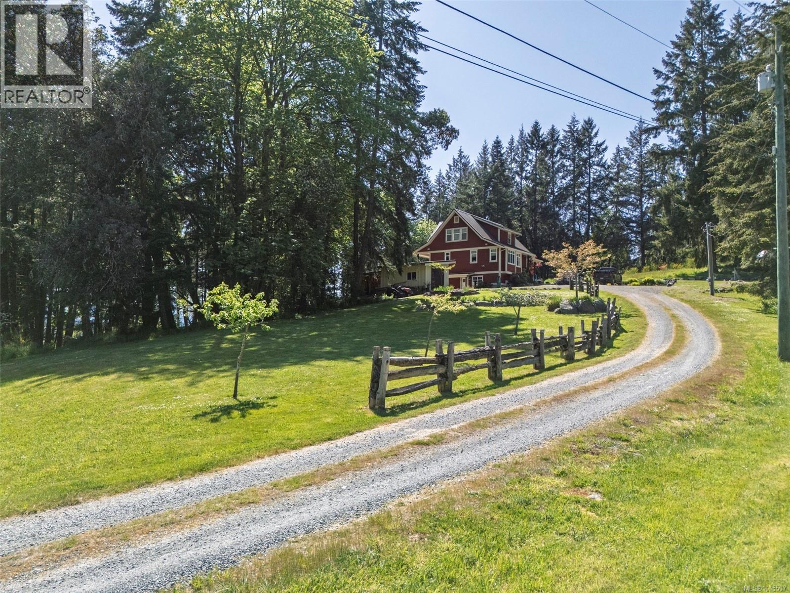 6888 Southview Terr, Duncan