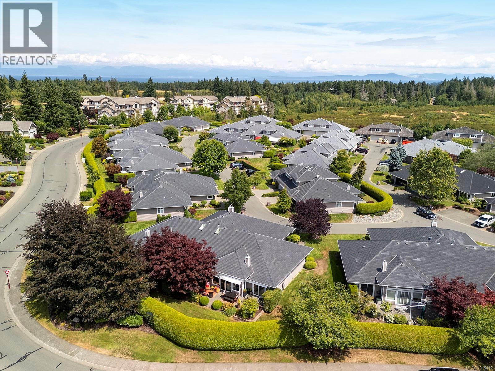 221 3399 Crown Isle Dr, Courtenay