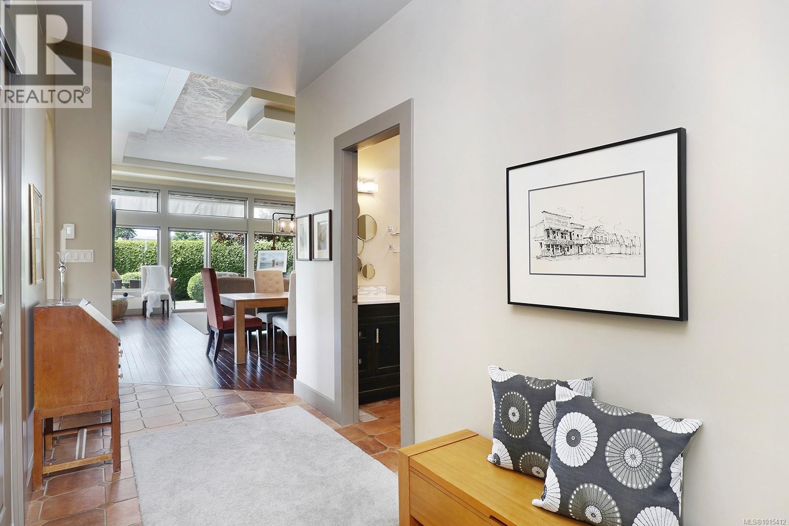 221 3399 Crown Isle Dr, Courtenay