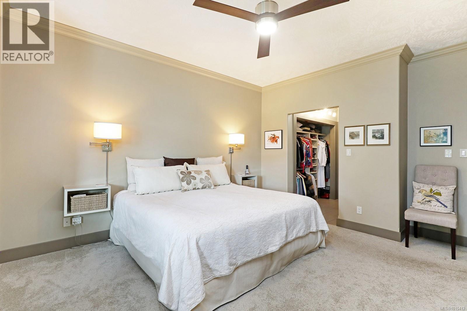 221 3399 Crown Isle Dr, Courtenay