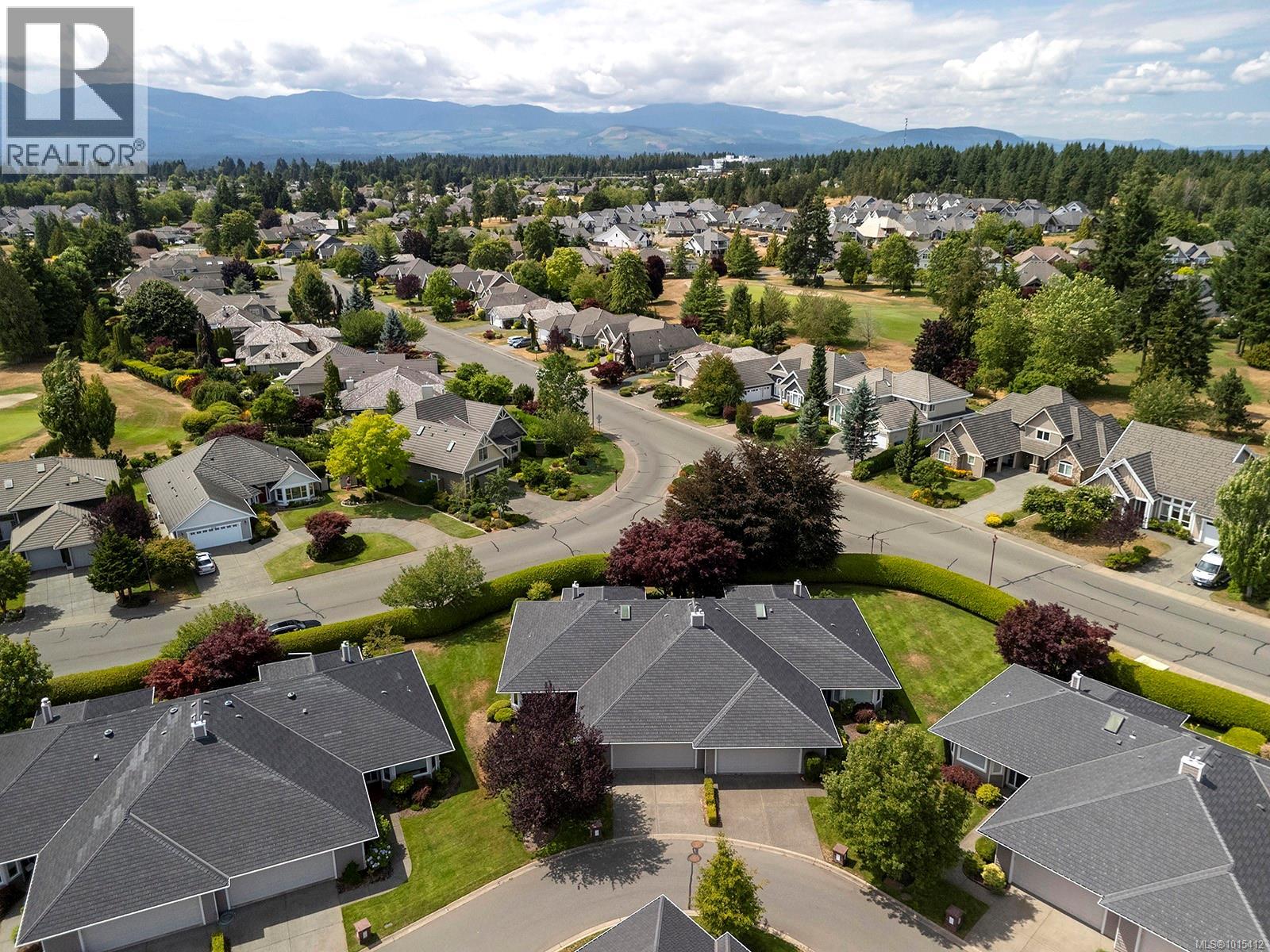 221 3399 Crown Isle Dr, Courtenay