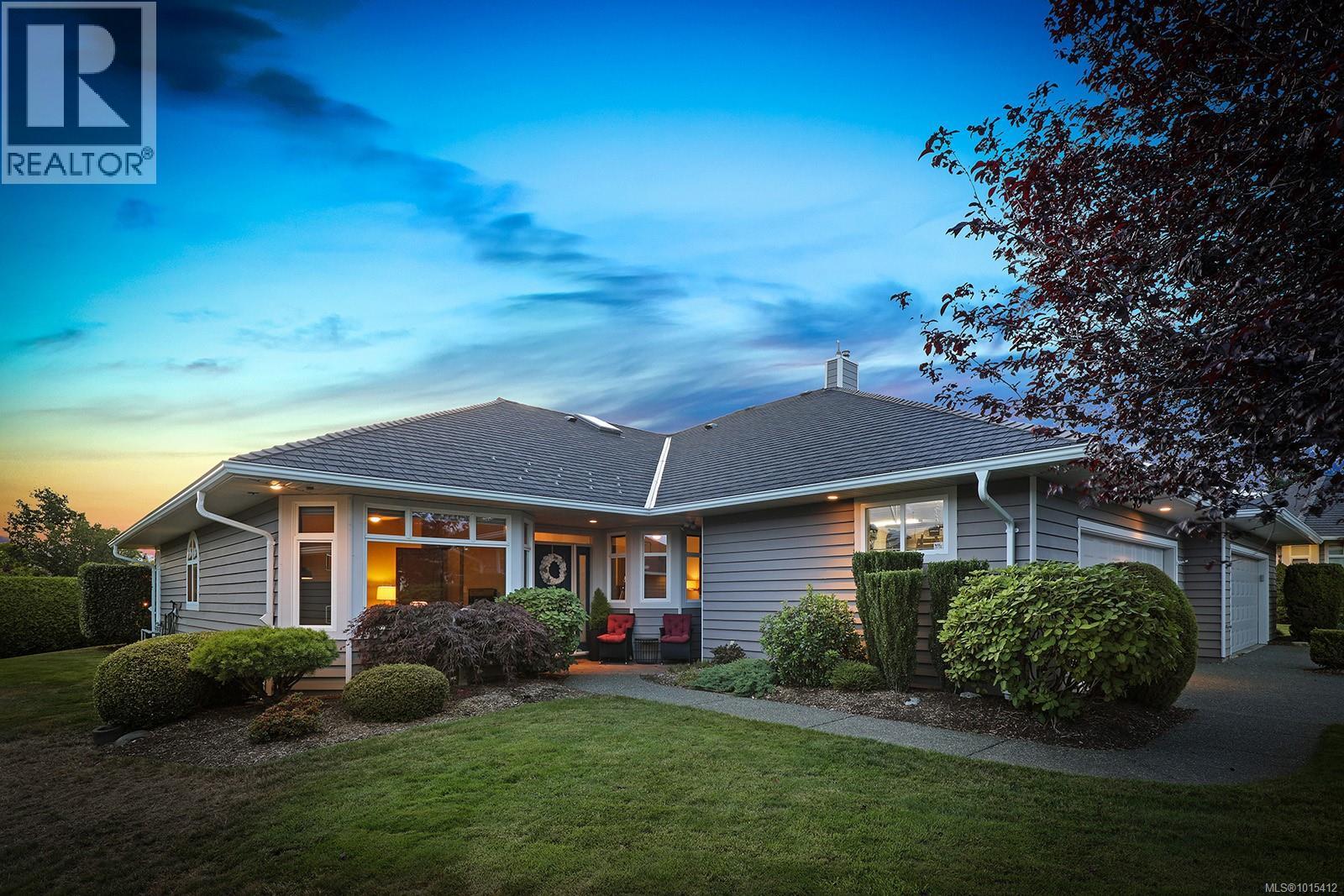 221 3399 Crown Isle Dr, Courtenay