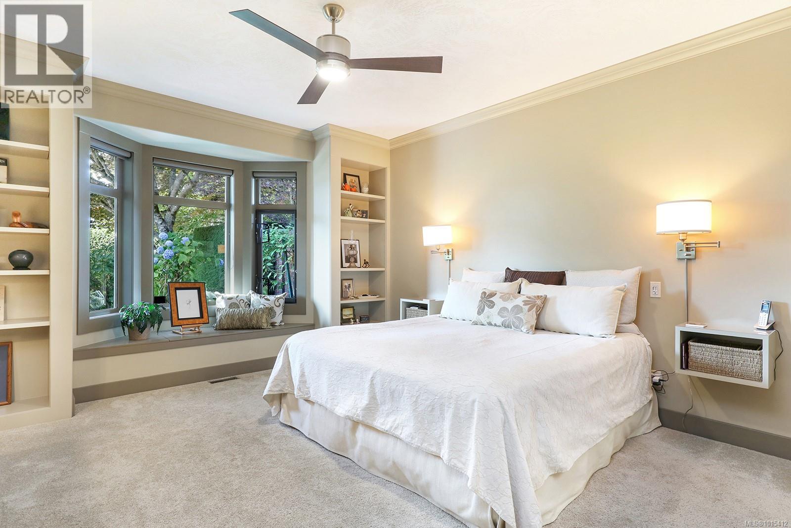 221 3399 Crown Isle Dr, Courtenay