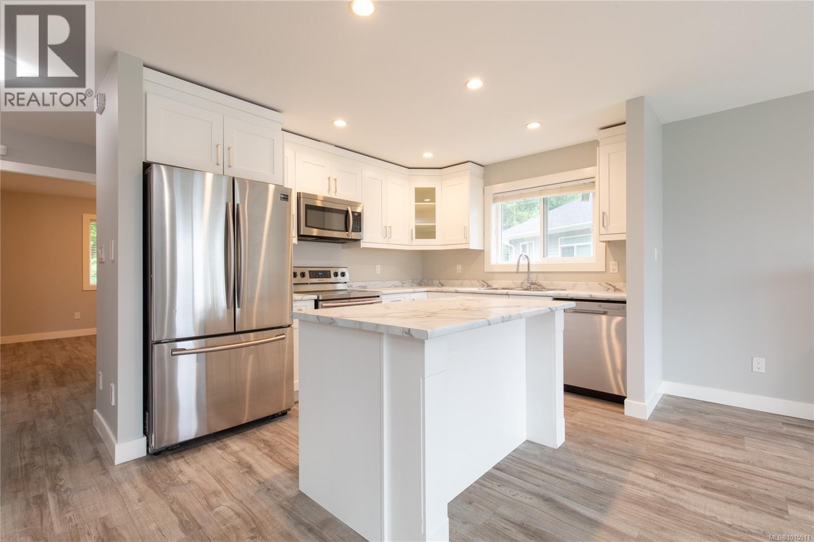 557 Lori Pl, Nanaimo