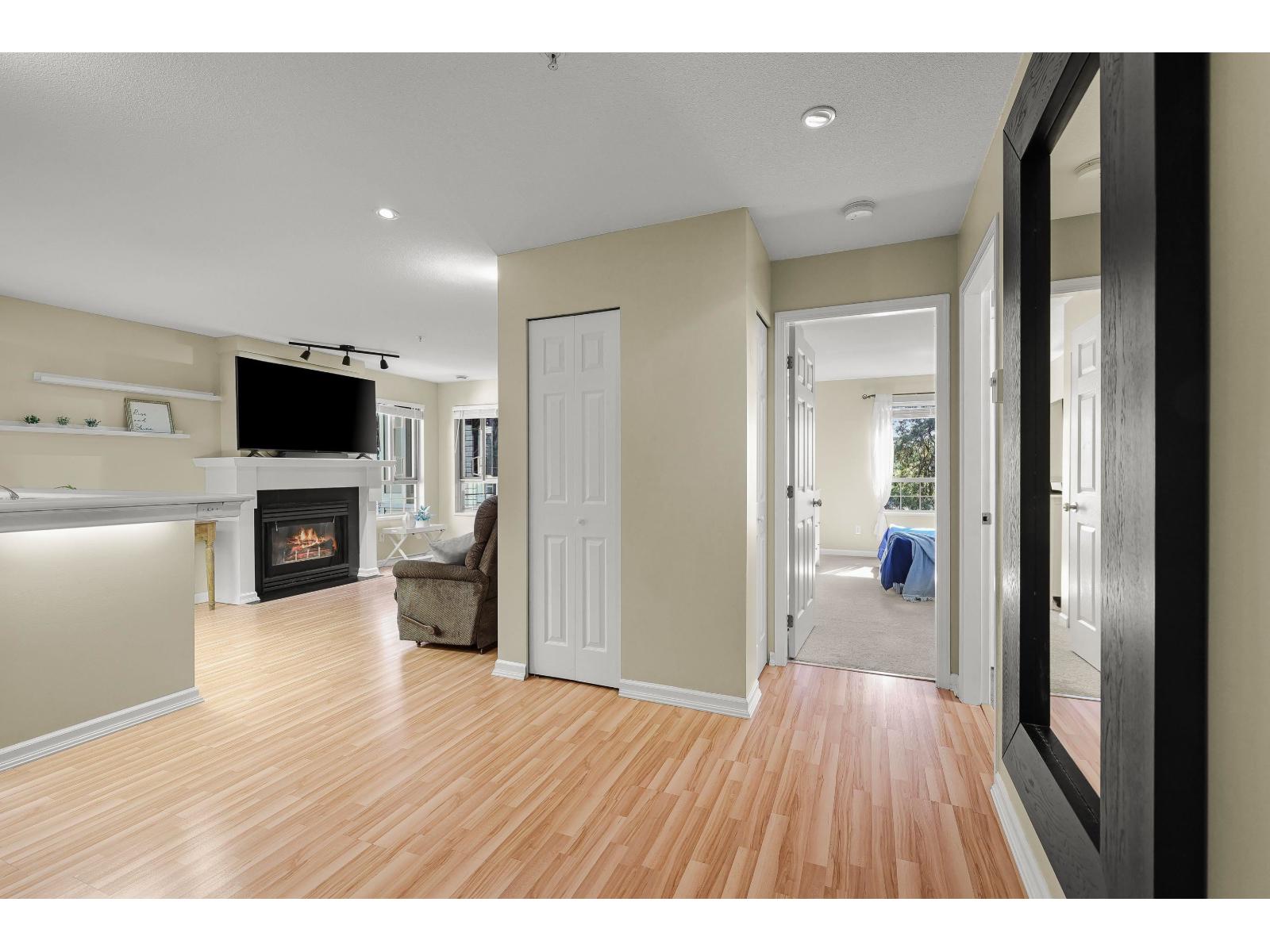 210 22025 48 AVENUE, Langley