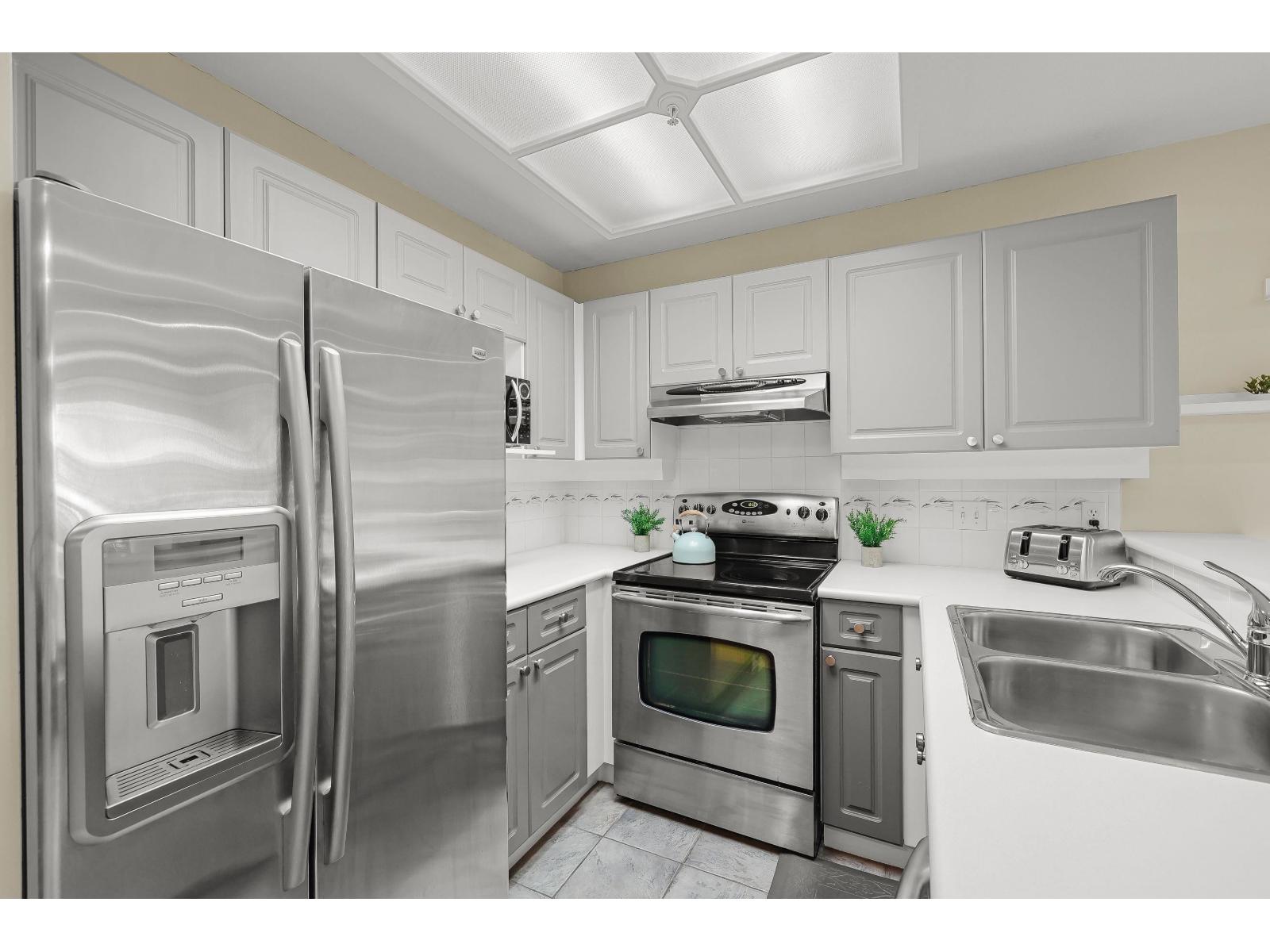 210 22025 48 AVENUE, Langley