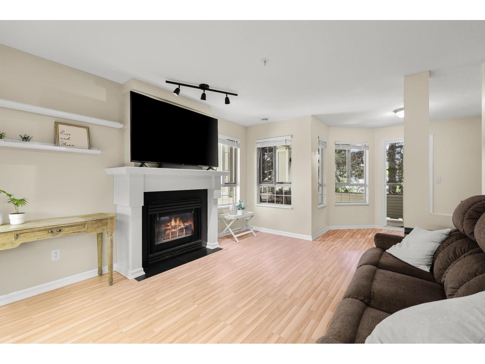 210 22025 48 AVENUE, Langley