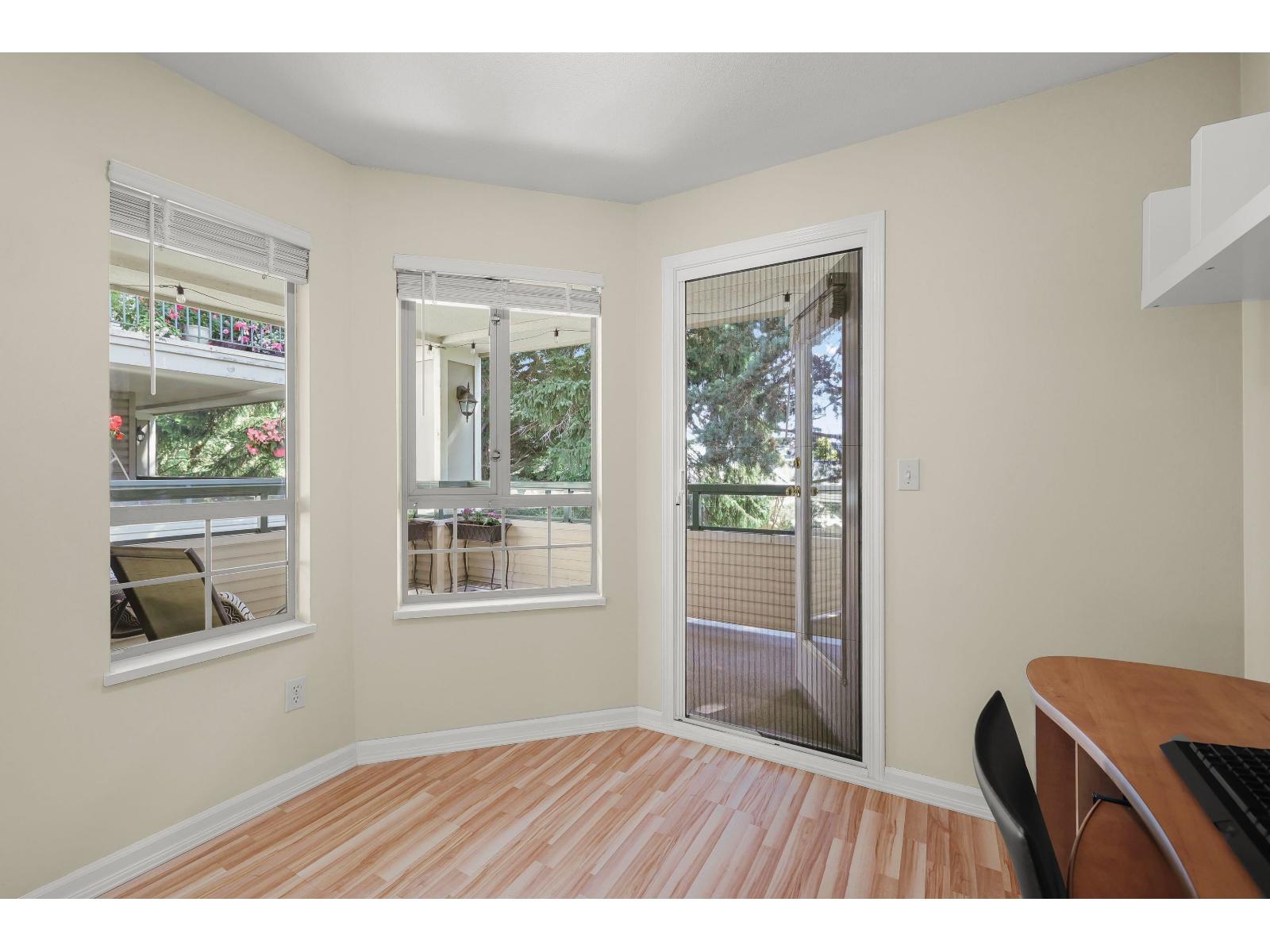 210 22025 48 AVENUE, Langley