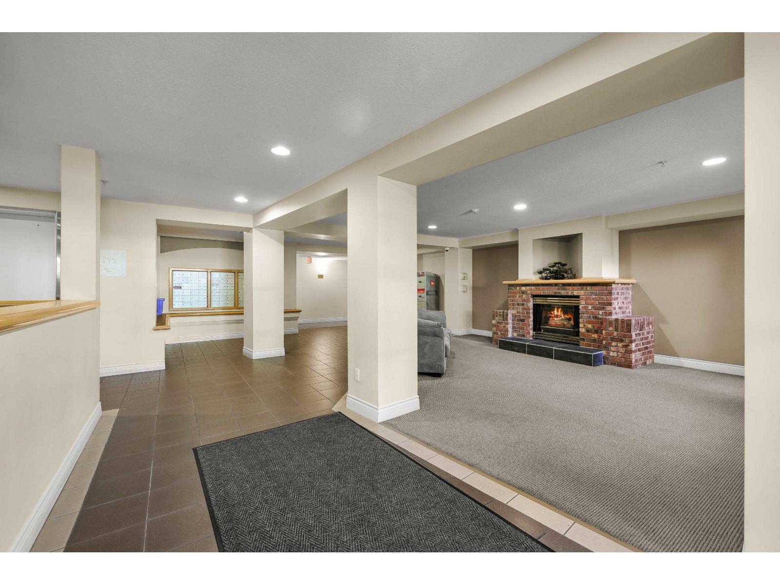 210 22025 48 AVENUE, Langley
