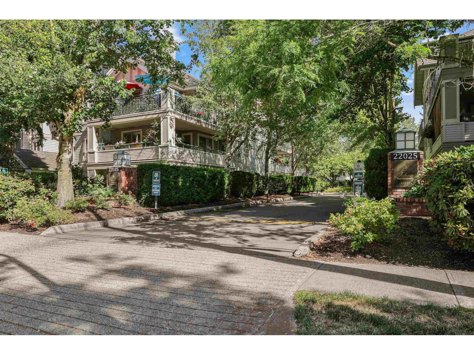 210 22025 48 AVENUE, Langley
