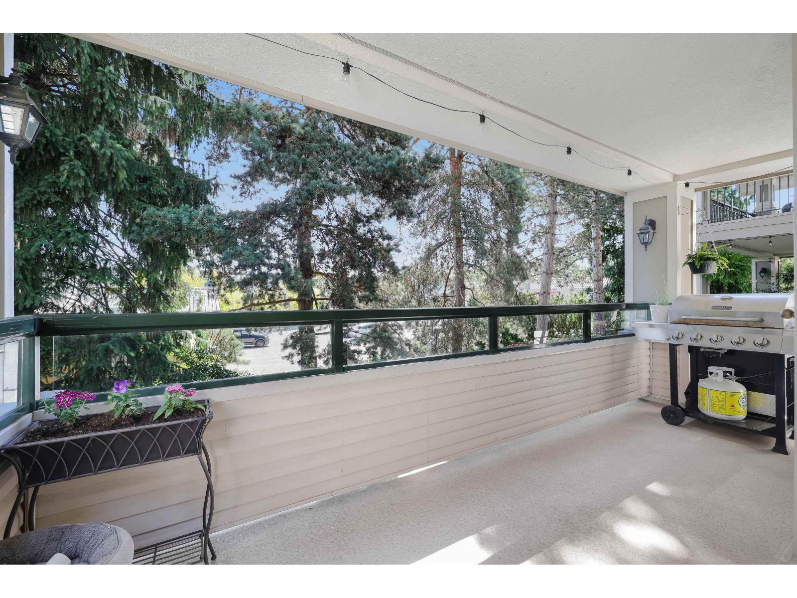 210 22025 48 AVENUE, Langley