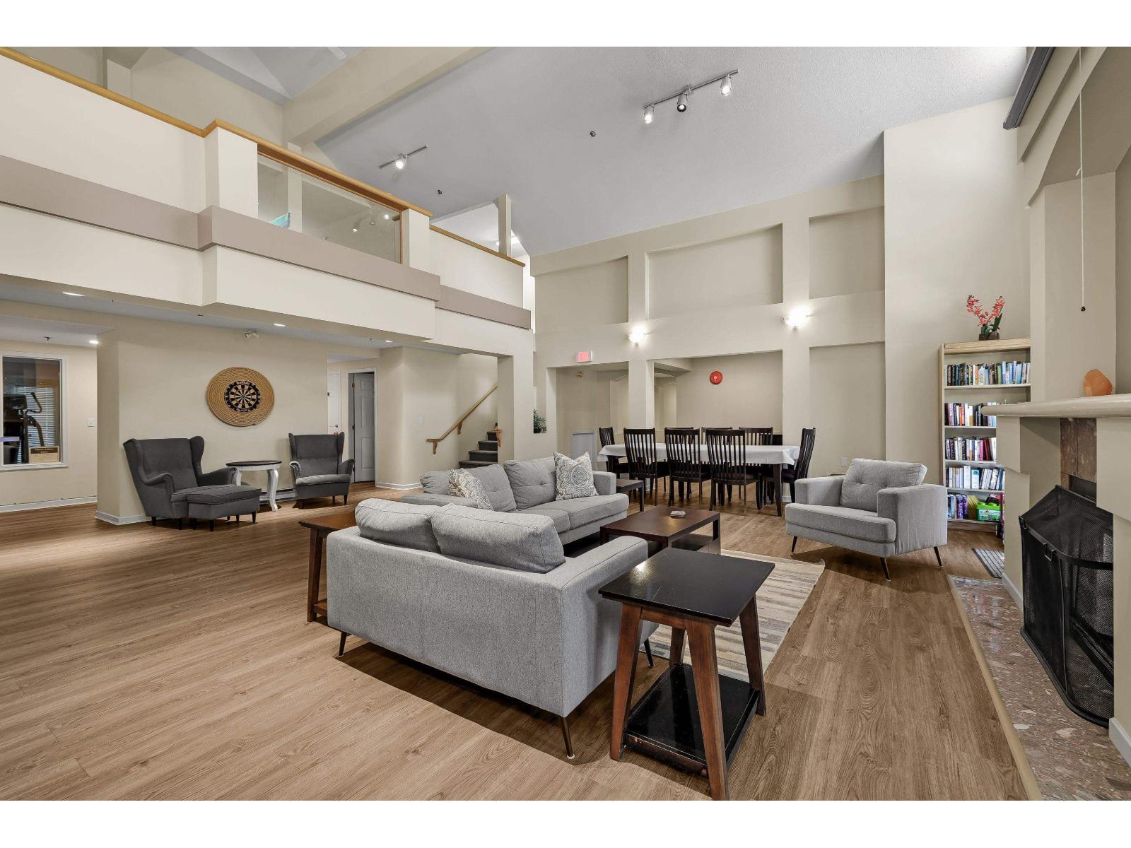 210 22025 48 AVENUE, Langley