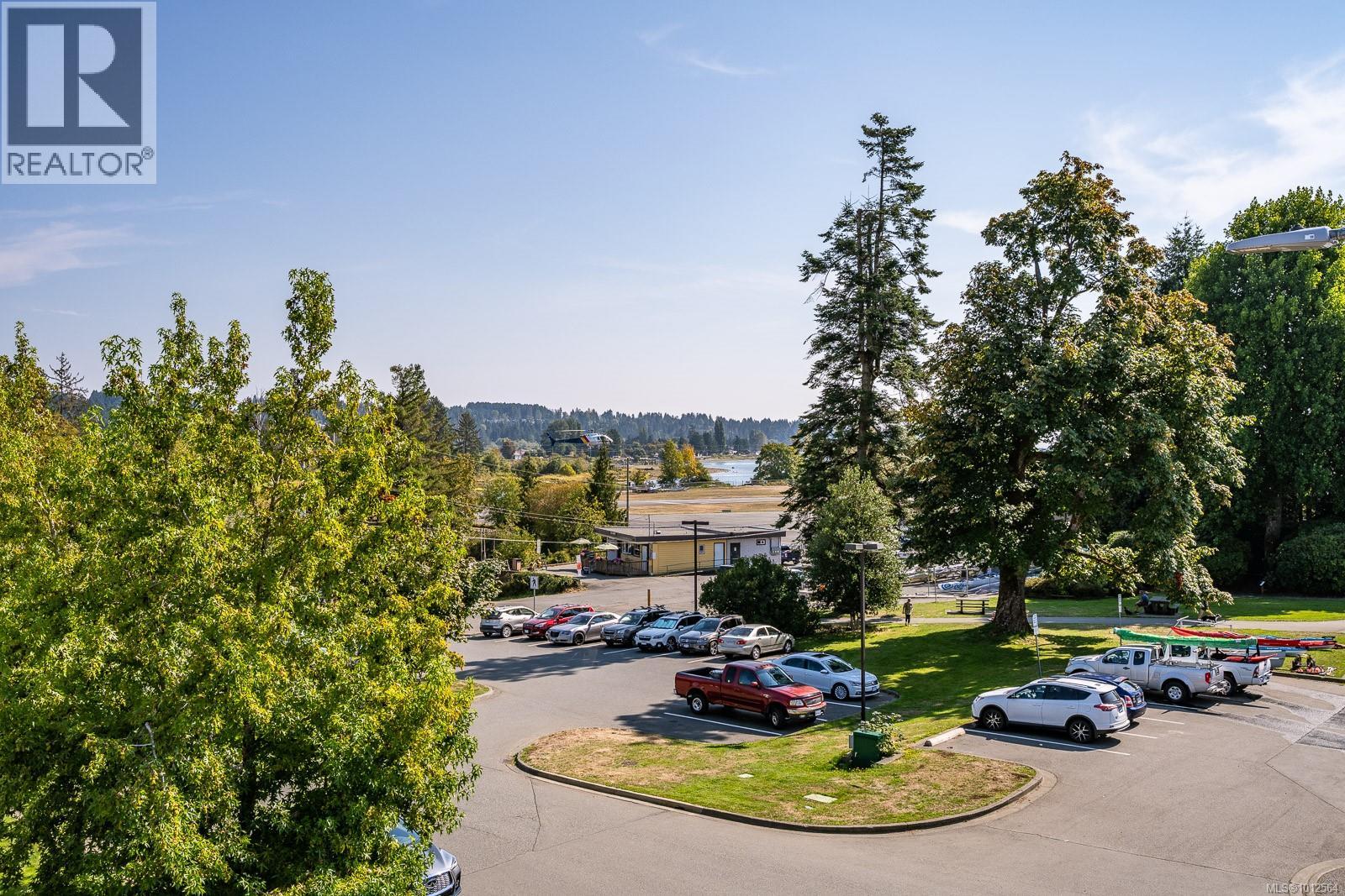 302 1978 Cliffe Ave, Courtenay