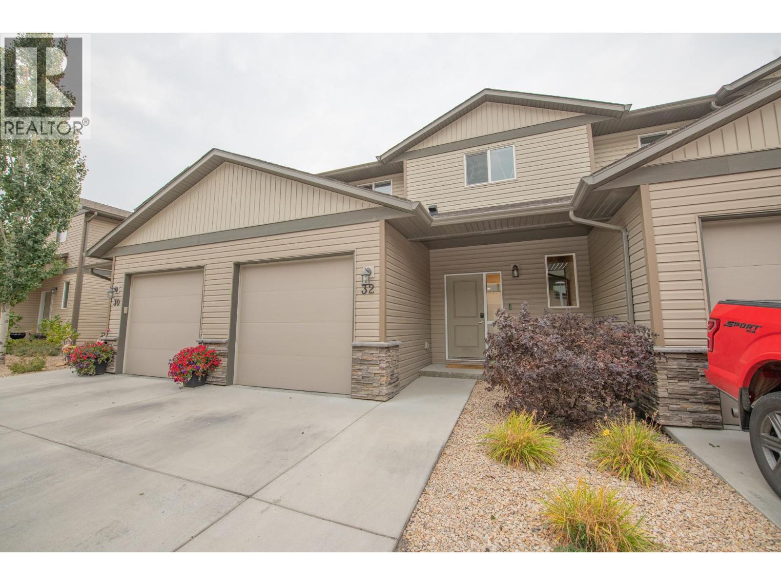 32 933 Mount Robson Place, Vernon