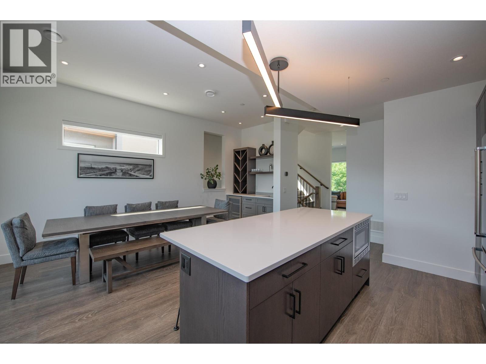 4 105 Predator Ridge Drive, Vernon