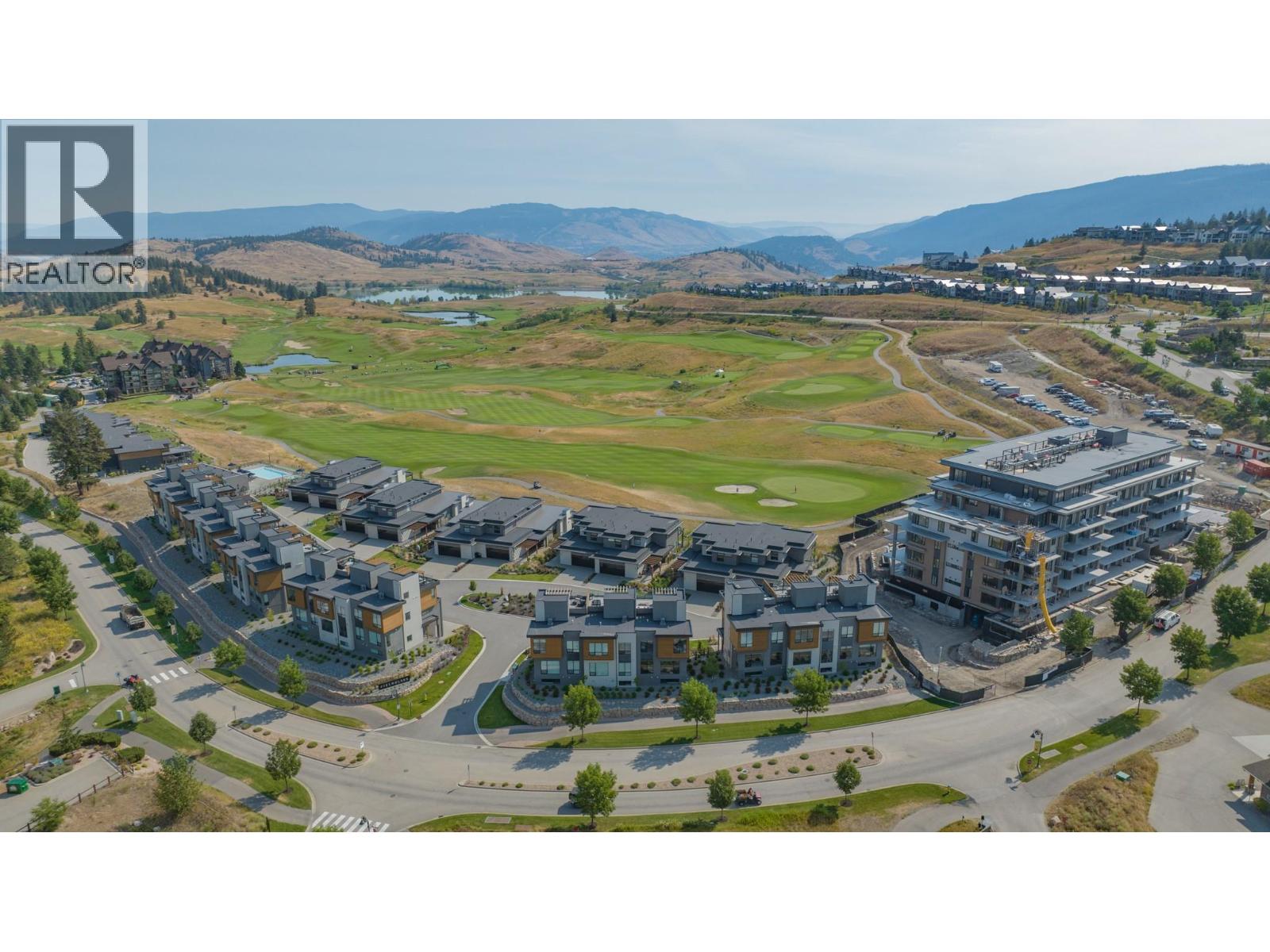 4 105 Predator Ridge Drive, Vernon