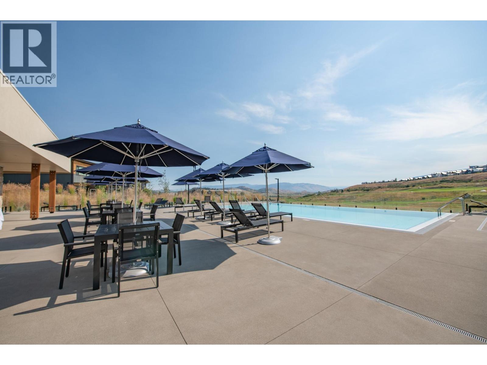4 105 Predator Ridge Drive, Vernon