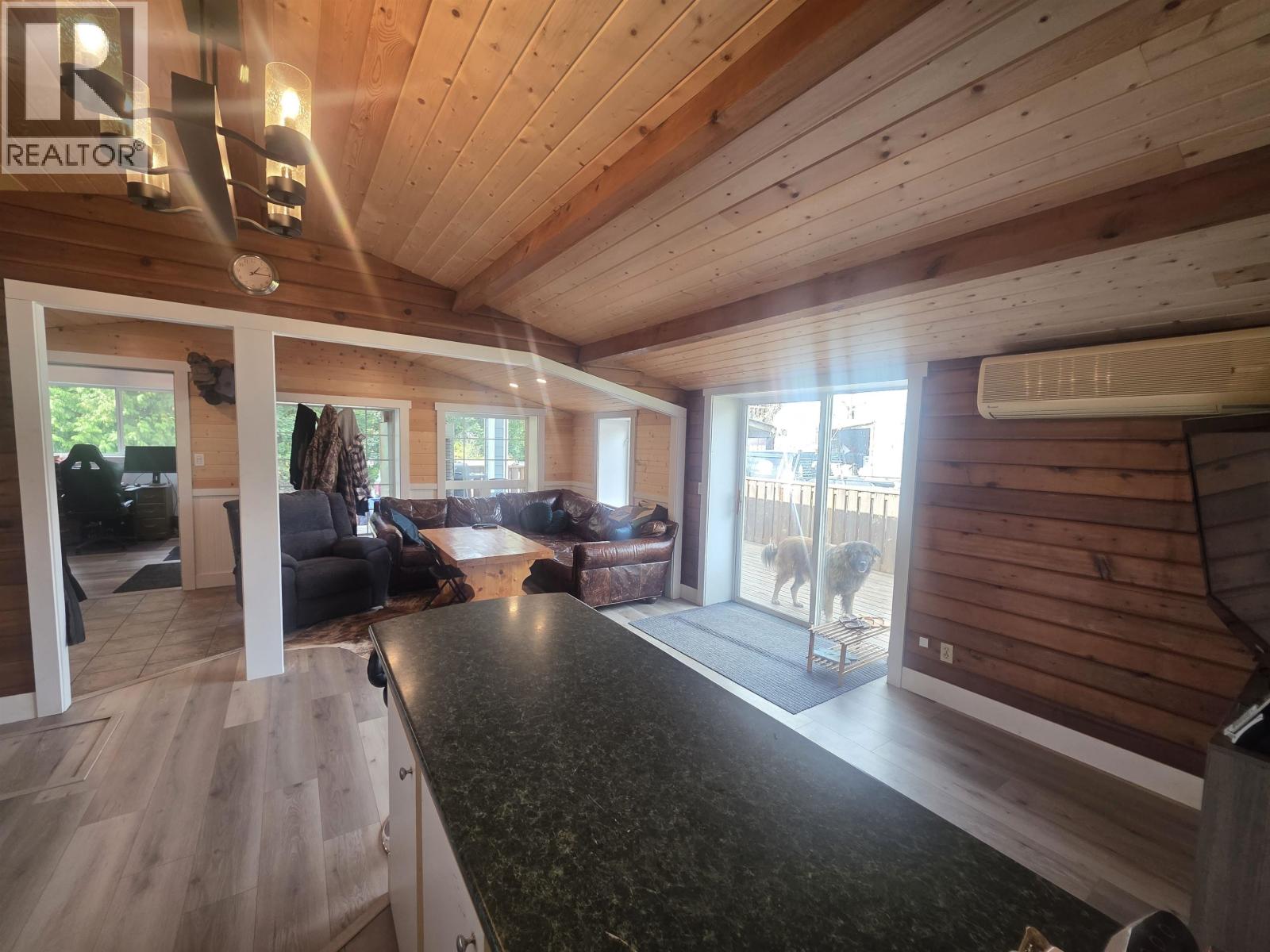 552 KALUM LAKE ROAD, Terrace