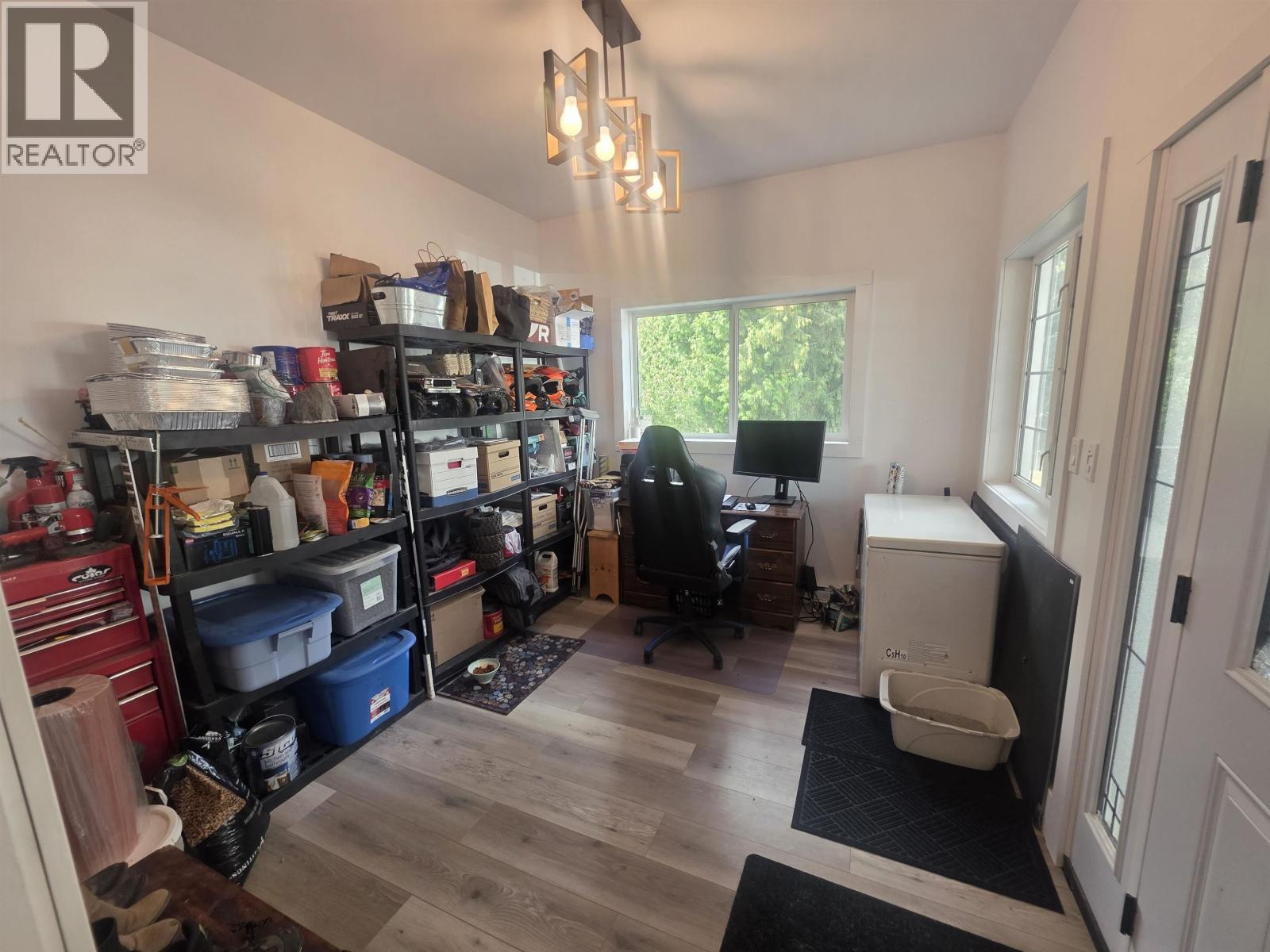 552 KALUM LAKE ROAD, Terrace