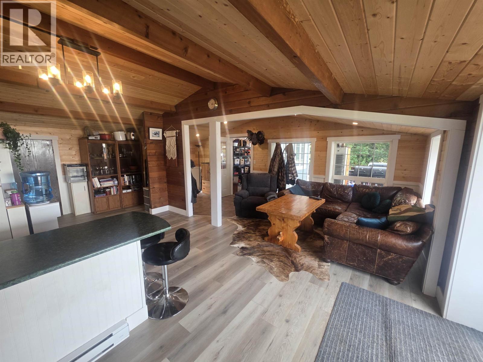 552 KALUM LAKE ROAD, Terrace