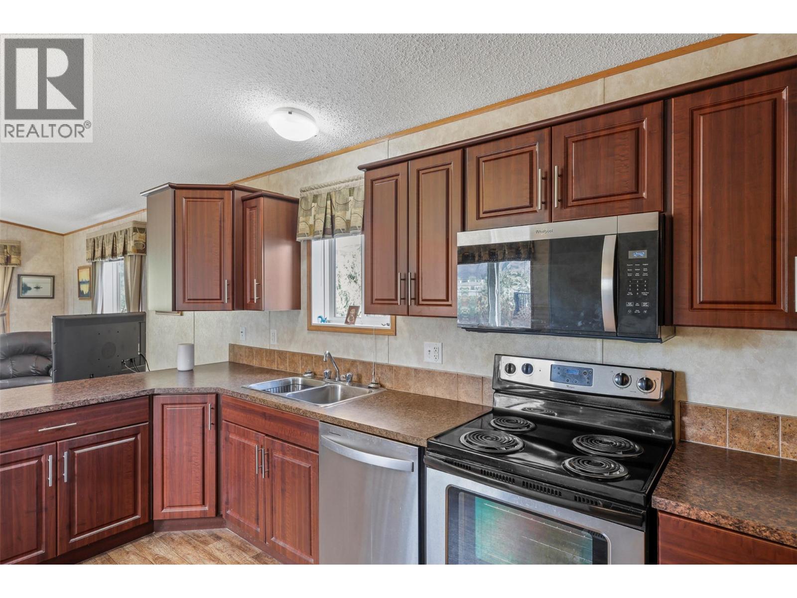 7805 DALLAS Drive Unit# 3, Kamloops