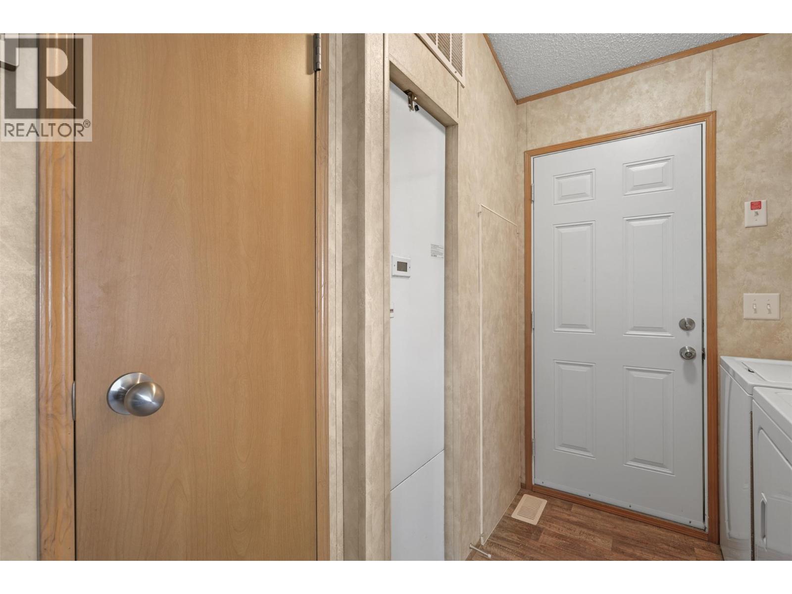 7805 DALLAS Drive Unit# 3, Kamloops