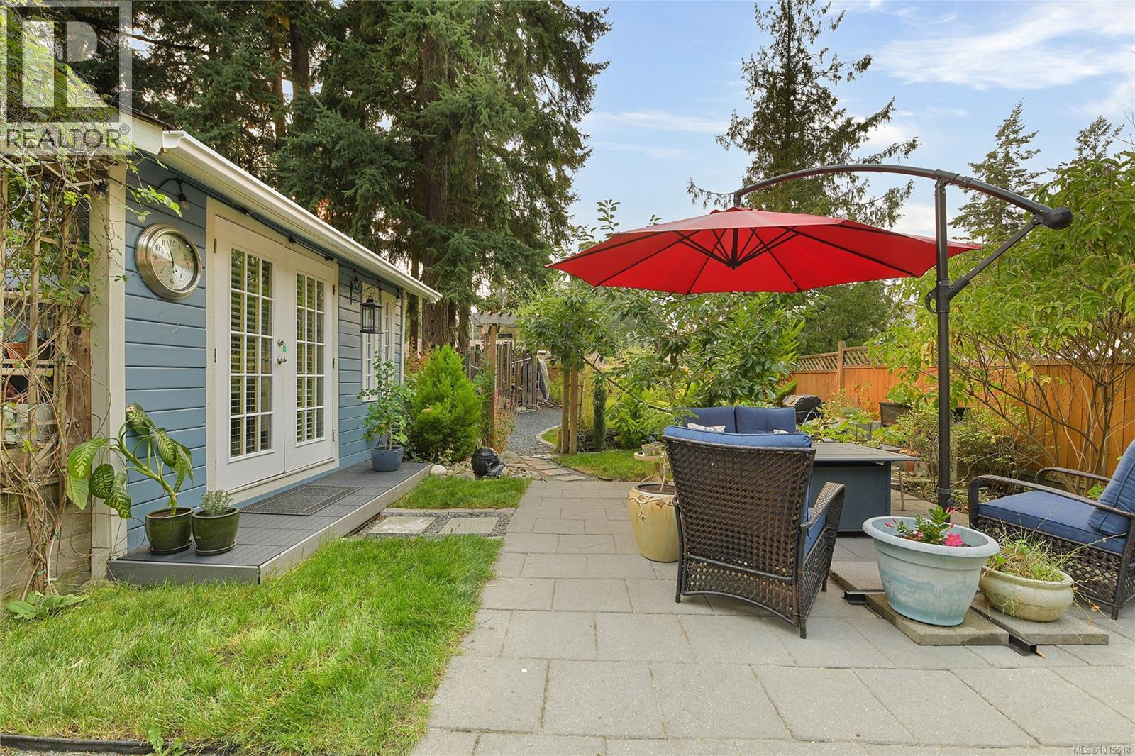  2870 Glen Lake Road, Langford