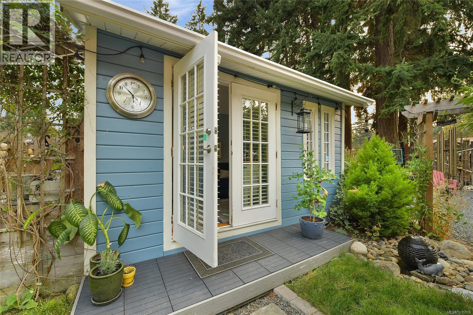  2870 Glen Lake Road, Langford