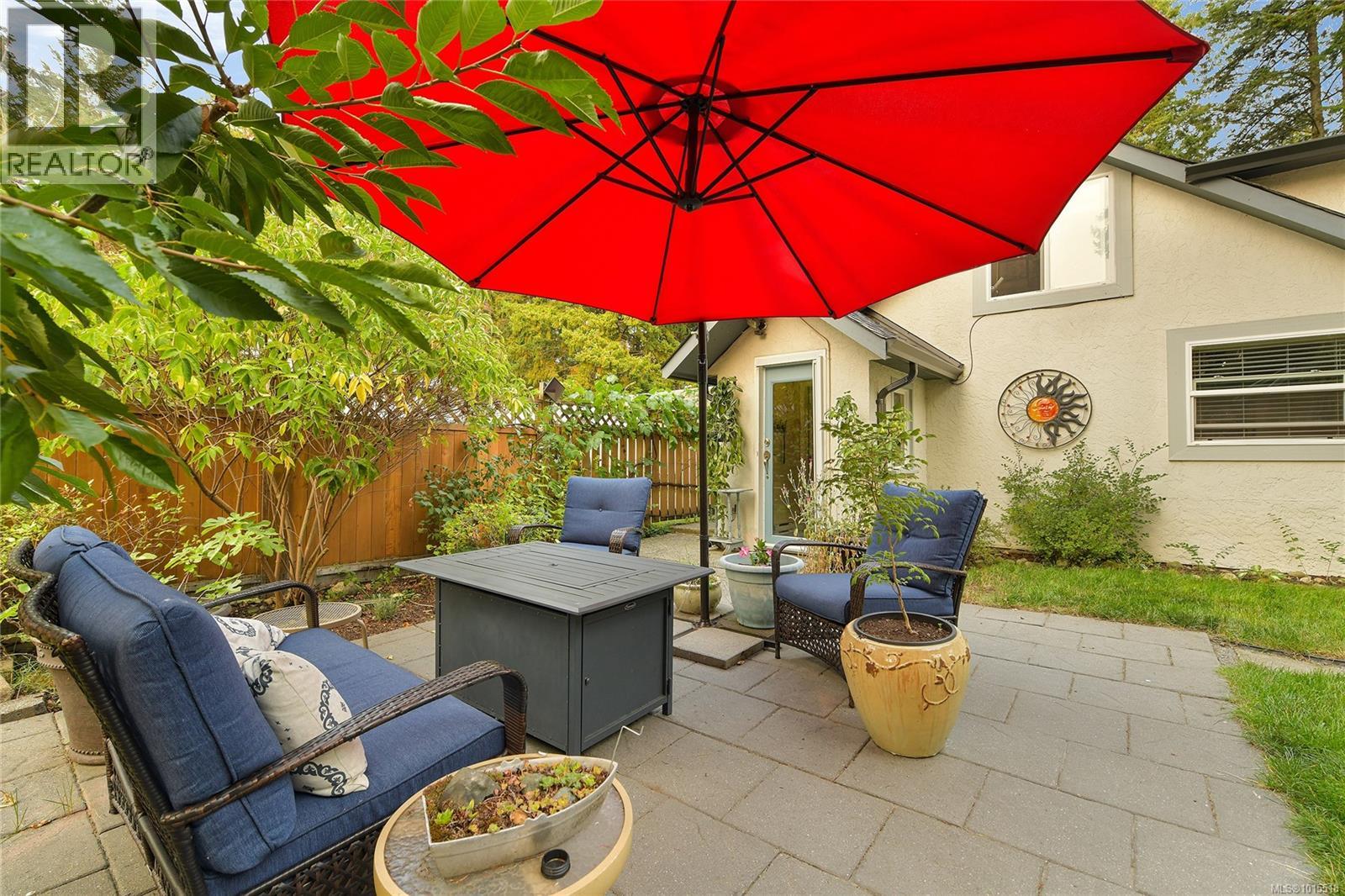  2870 Glen Lake Road, Langford