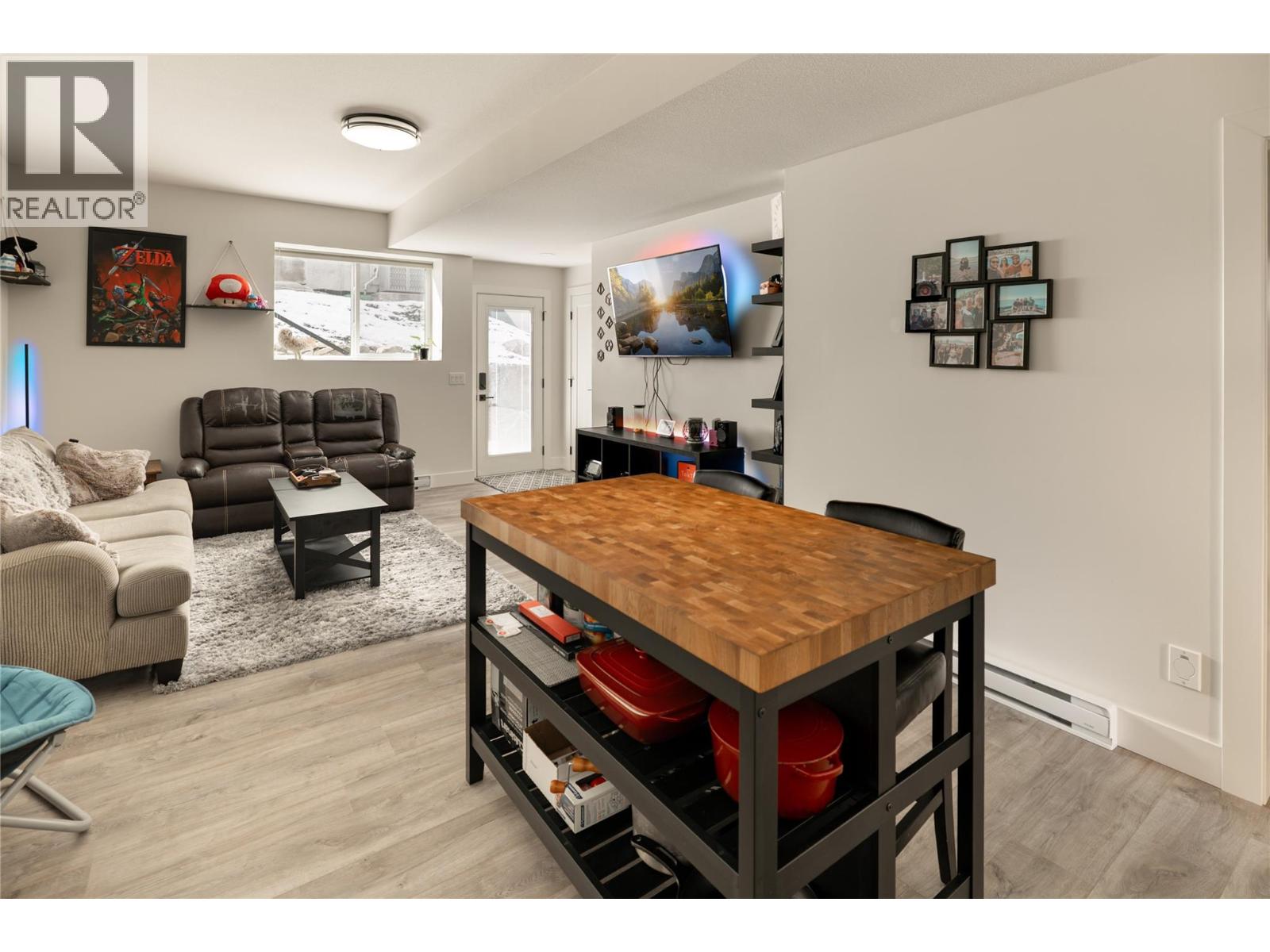  2203 LAVETTA Drive, Kelowna